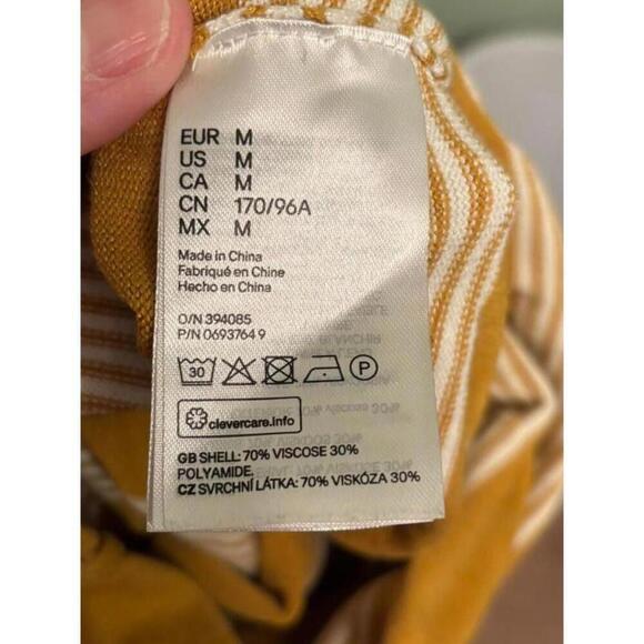 H&M Lightweight Long Sleeved Sweater Medium - Picture 5 of 5